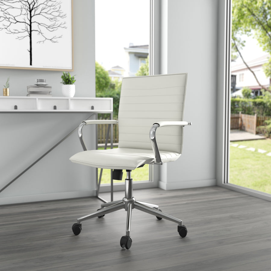 Boss Hospitality Task Chair w/ Arms - White Vinyl Seat - White Vinyl Back - 5-star Base - Armrest - 1 / Carton - 2