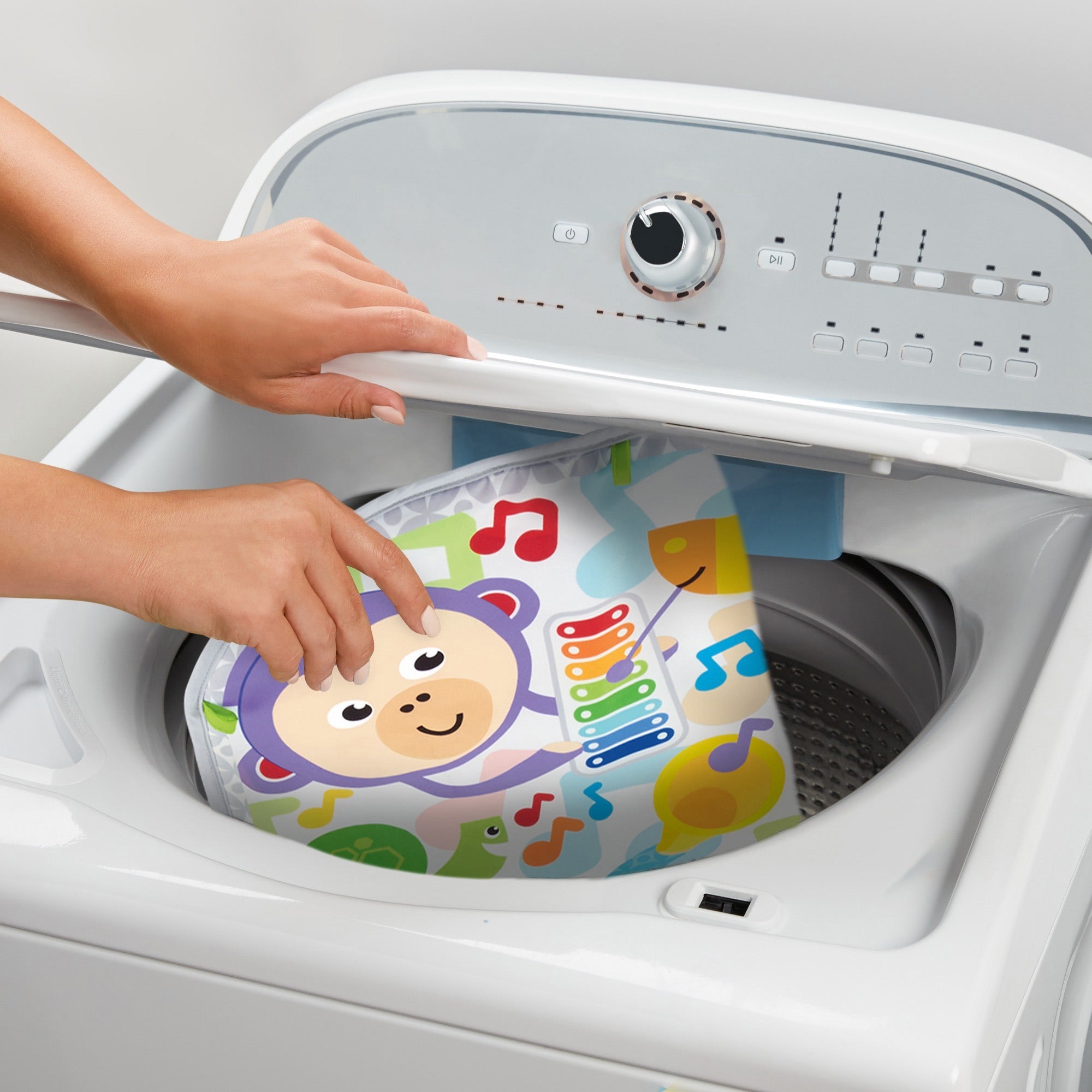 fisher-price-deluxe-kick-&-play-removable-piano-gym-green-green_fipfvy53 - 2