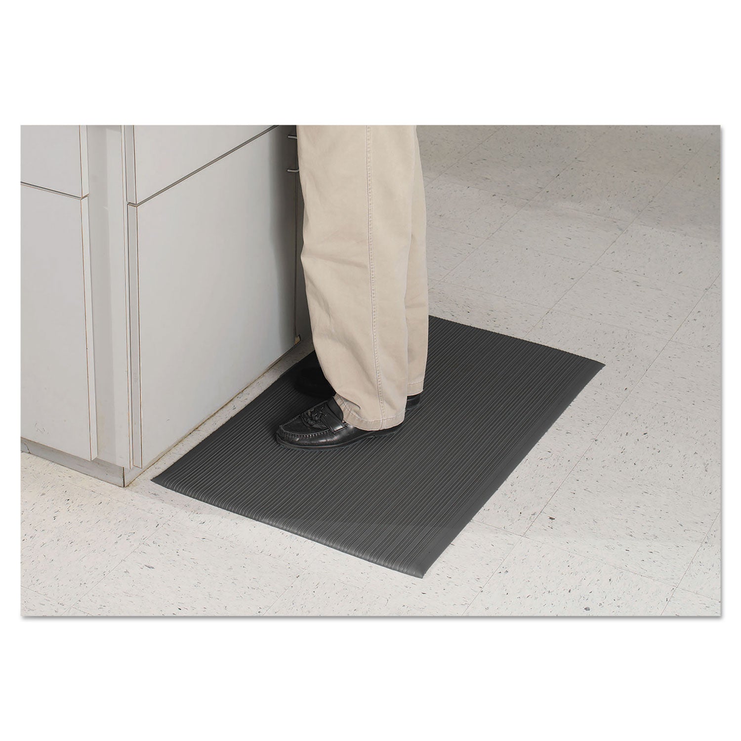 Air Step Antifatigue Mat, Polypropylene, 24 x 36, Black -