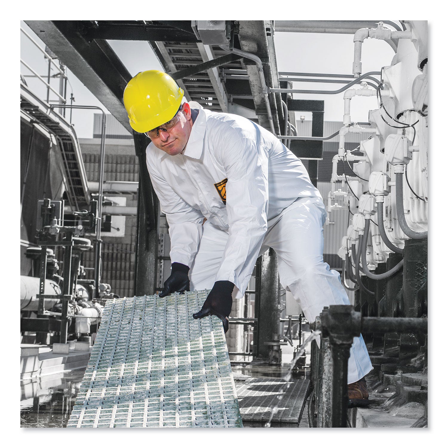 a30-elastic-back-and-cuff-coveralls-x-large-white-25-carton_kcc46104 - 2