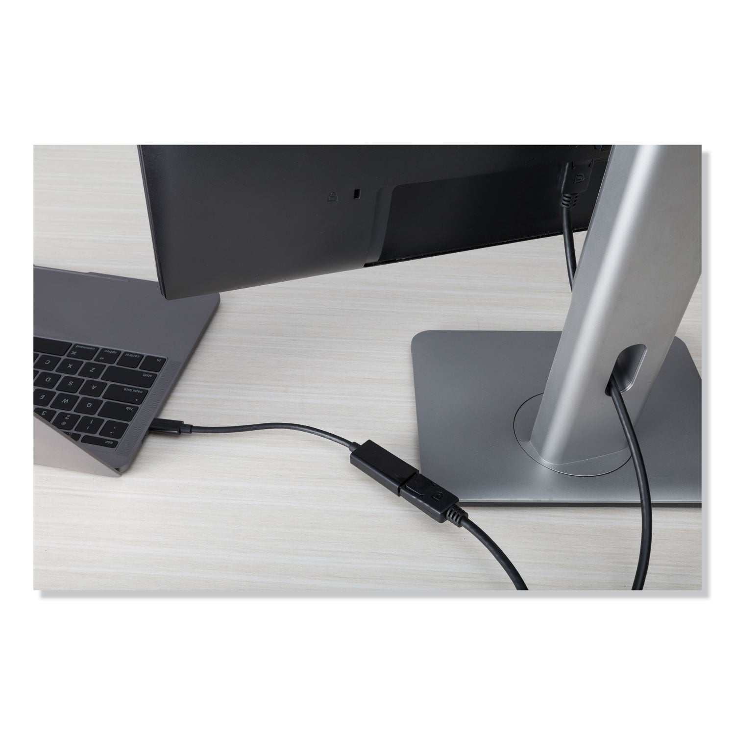 usb-type-c-to-displayport-adapter-6-ft-black_ivr50020 - 2