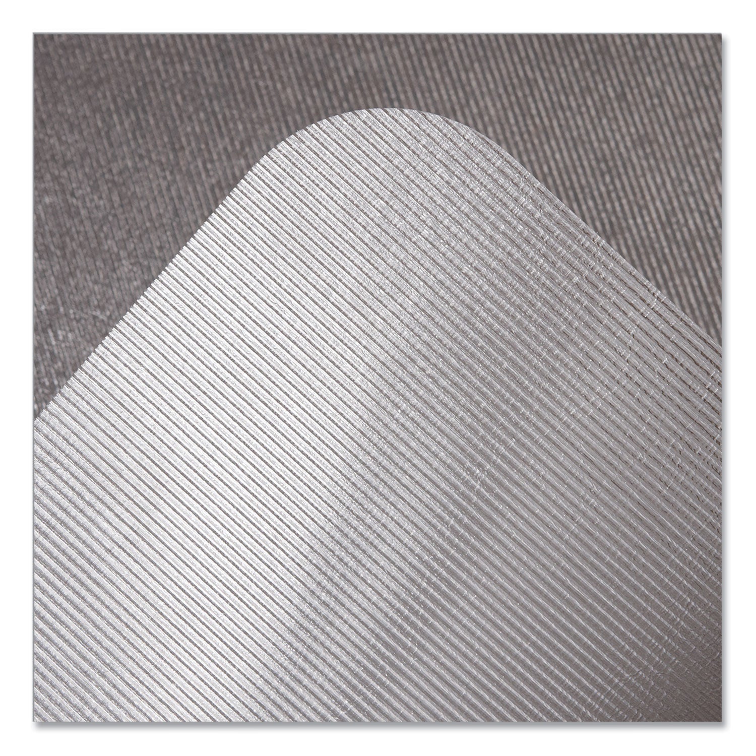 floor+mate-for-hard-floor-to-medium-pile-carpet-up-to-075-36-x-48-clear_esr121441 - 2