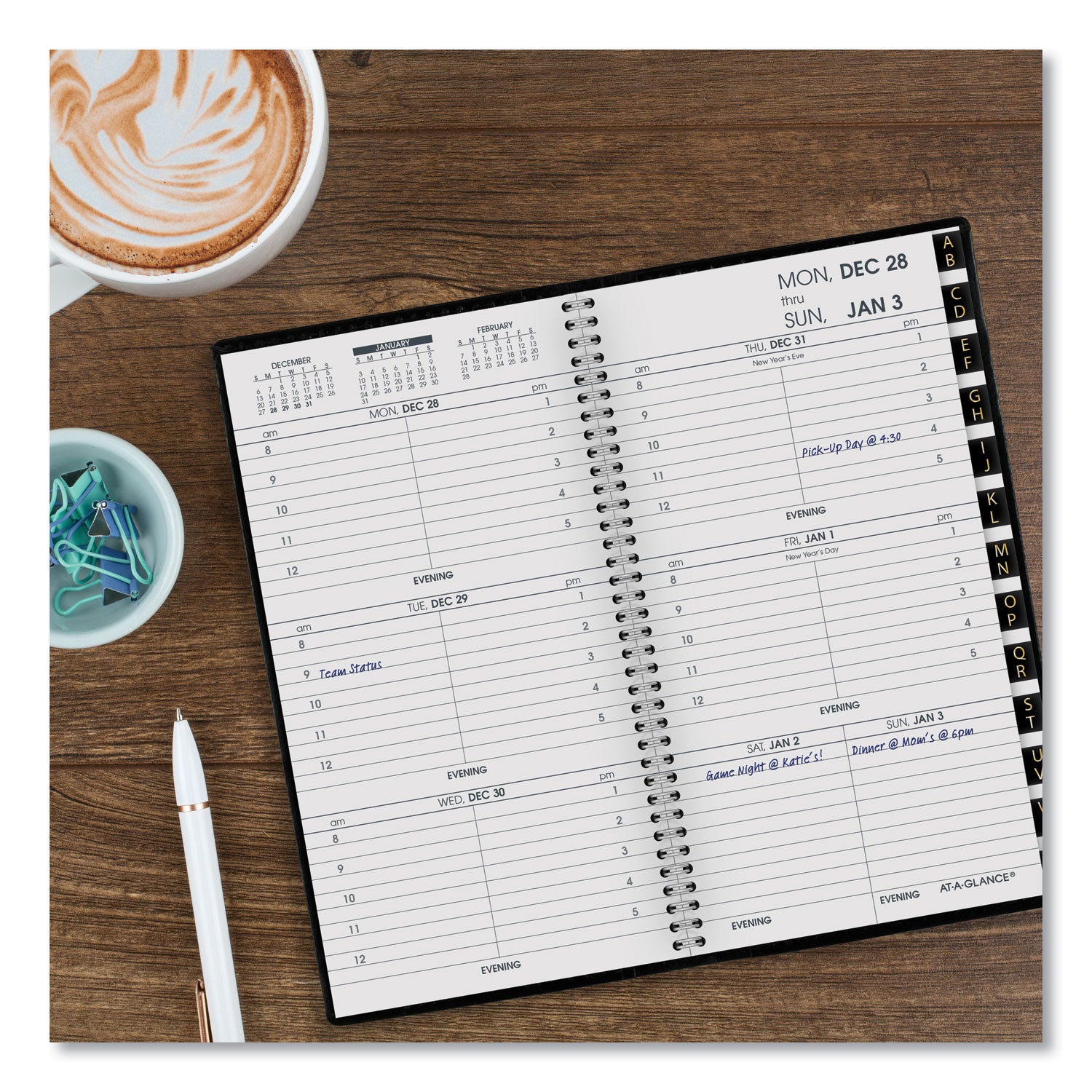 compact-weekly-appointment-book-625-x-325-black-cover-12-month-jan-to-dec-2024_aag7000805 - 5