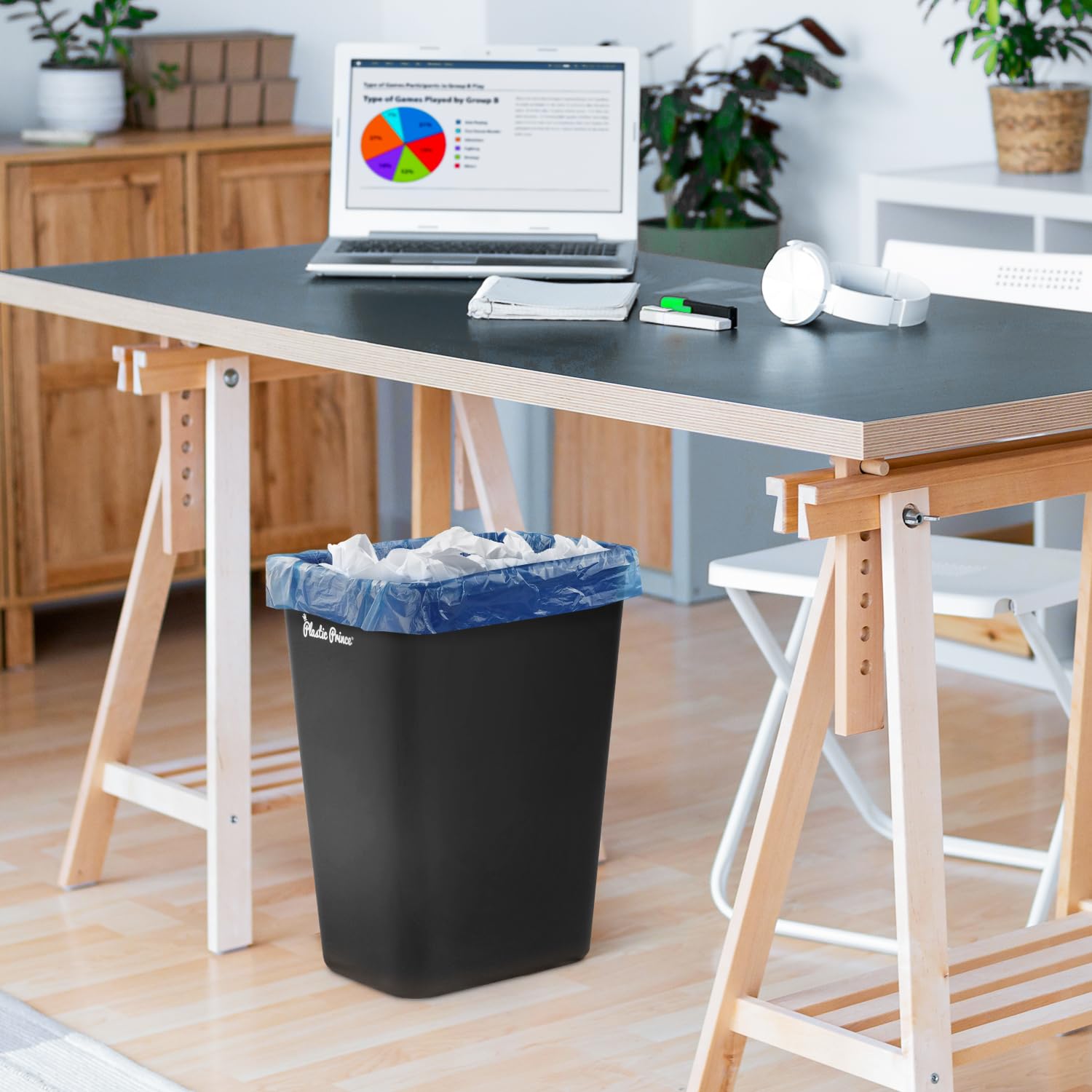 40-QT Black Wastebasket