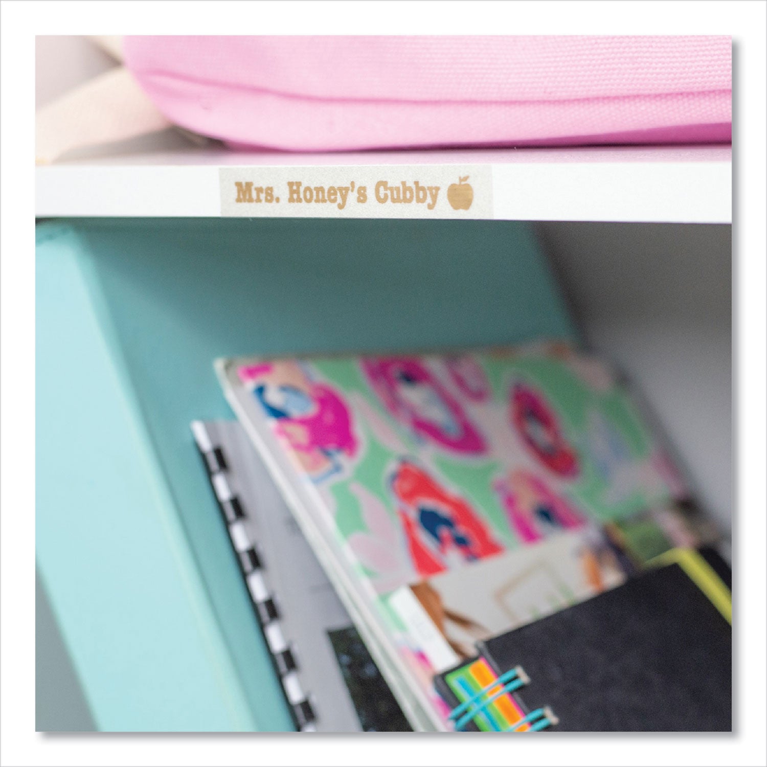 TZe Premium Laminated Tape, 0.94" x 26.2 ft, Gold on White - 3