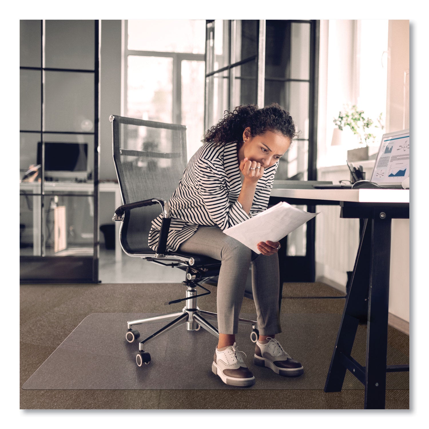 Cleartex Advantagemat Phthalate Free PVC Chair Mat for Low Pile Carpet, 60 x 48, Clear -