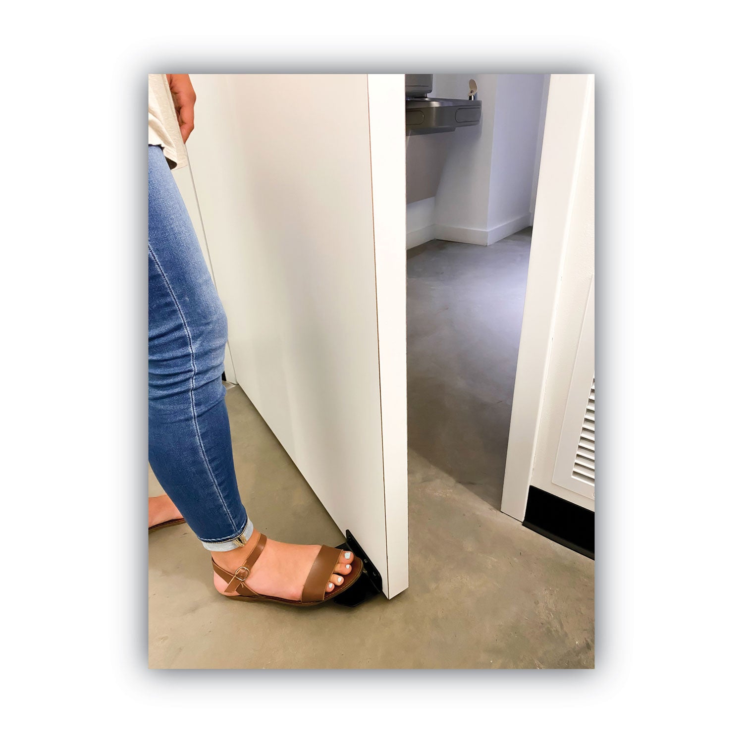 hands-free-no-touch-door-foot-pull-5-x-375-x-15-black-15-pack_honftpull15p6p - 2