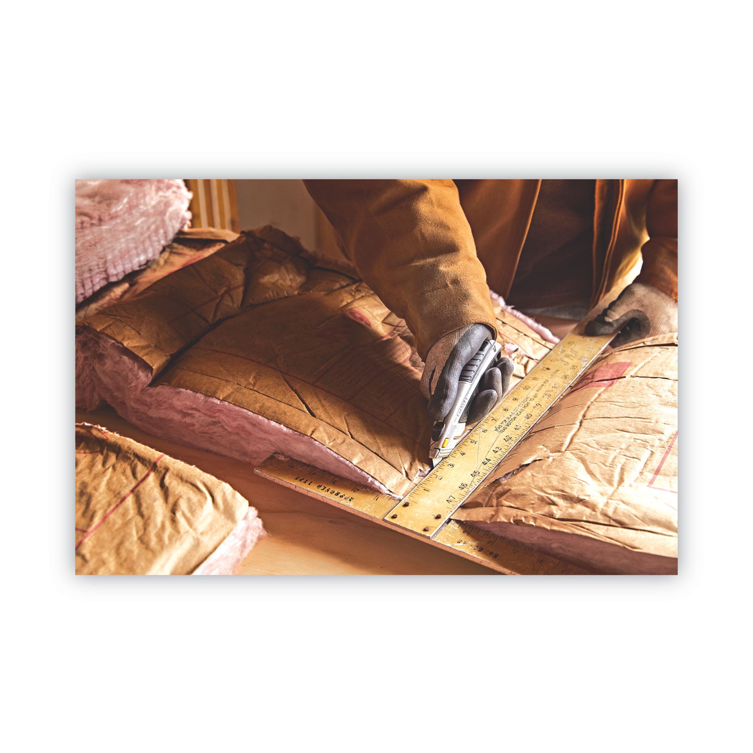 Curved Quick-Change Utility Knife, Stainless Steel Retractable Blade, 3 Blades, 6.5" Metal Handle, Black/Chrome -