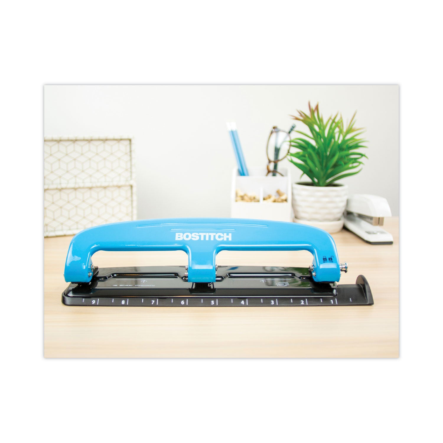 12-Sheet EZ Squeeze Three-Hole Punch, 9/32" Holes, Blue/Black -