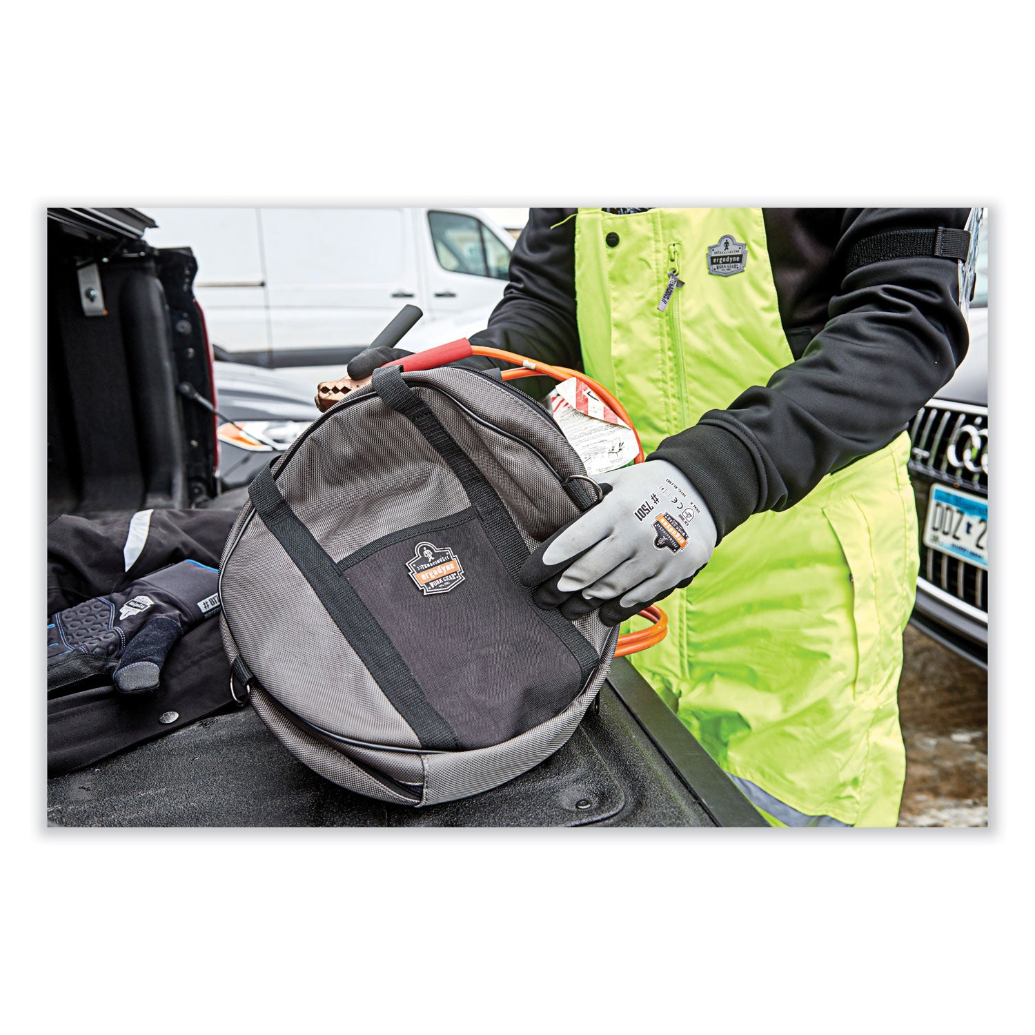 arsenal-5888-cable-organizer-2-compartments-gray-135-x-135-x-35-gray-ships-in-1-3-business-days_ego13788 - 2