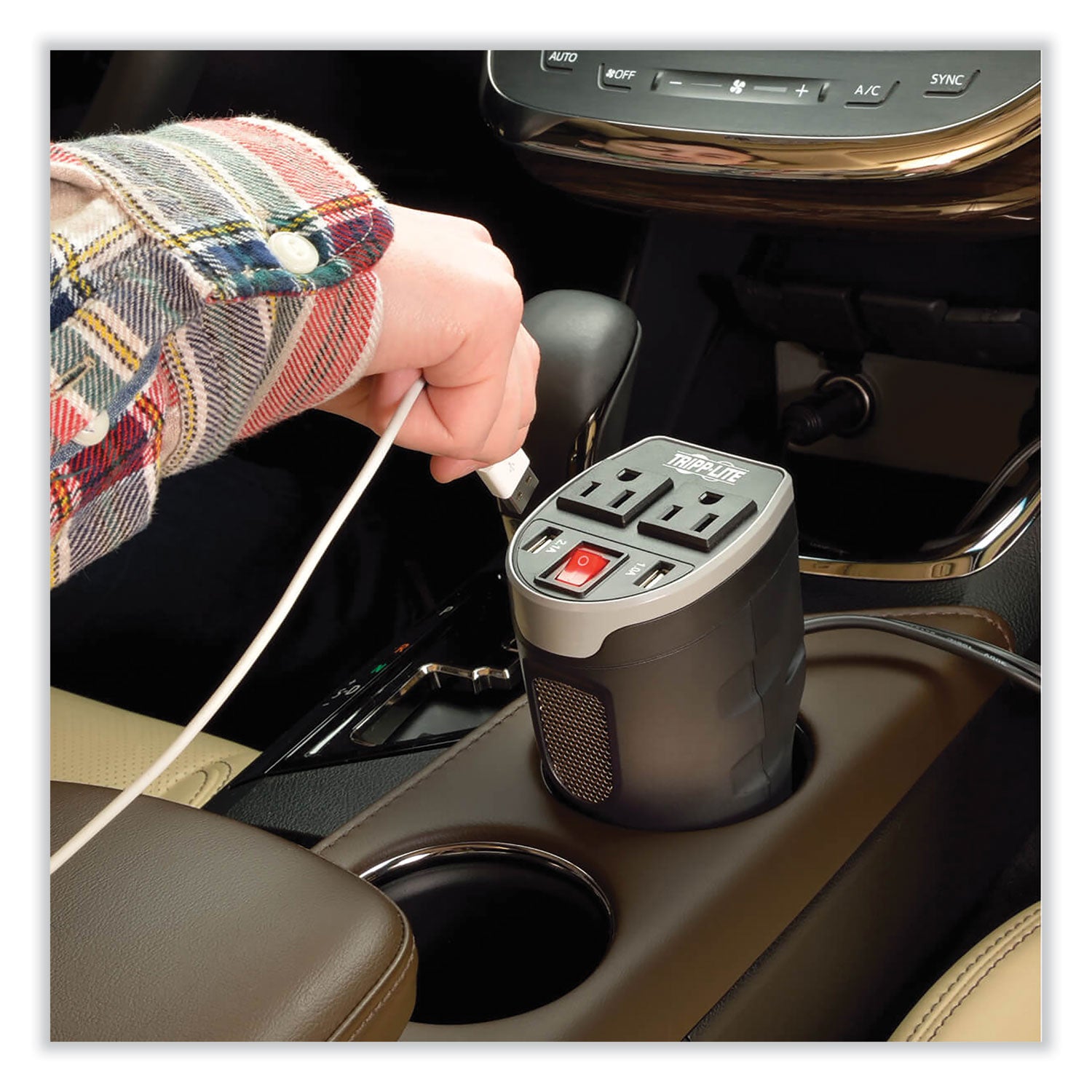 powerverter-ultra-compact-car-inverter-200-w-two-ac-outlets-two-usb-ports_trppv200cusb - 2