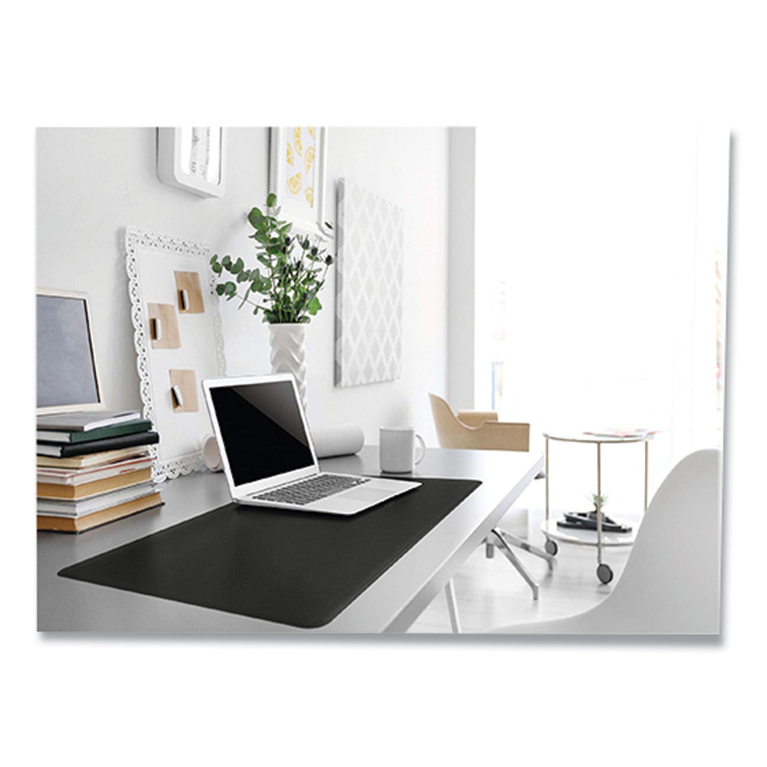 anti-slip-contoured-edge-pvc-desk-pad-205-x-255-black_dbl710301 - 2