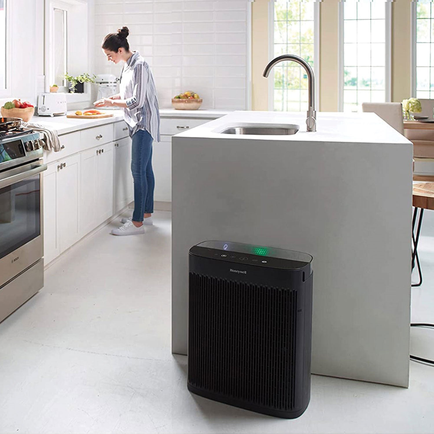 insight-air-purifier-hpa5300b-500-sq-ft-room-capacity-black_hwlhpa5300b - 2
