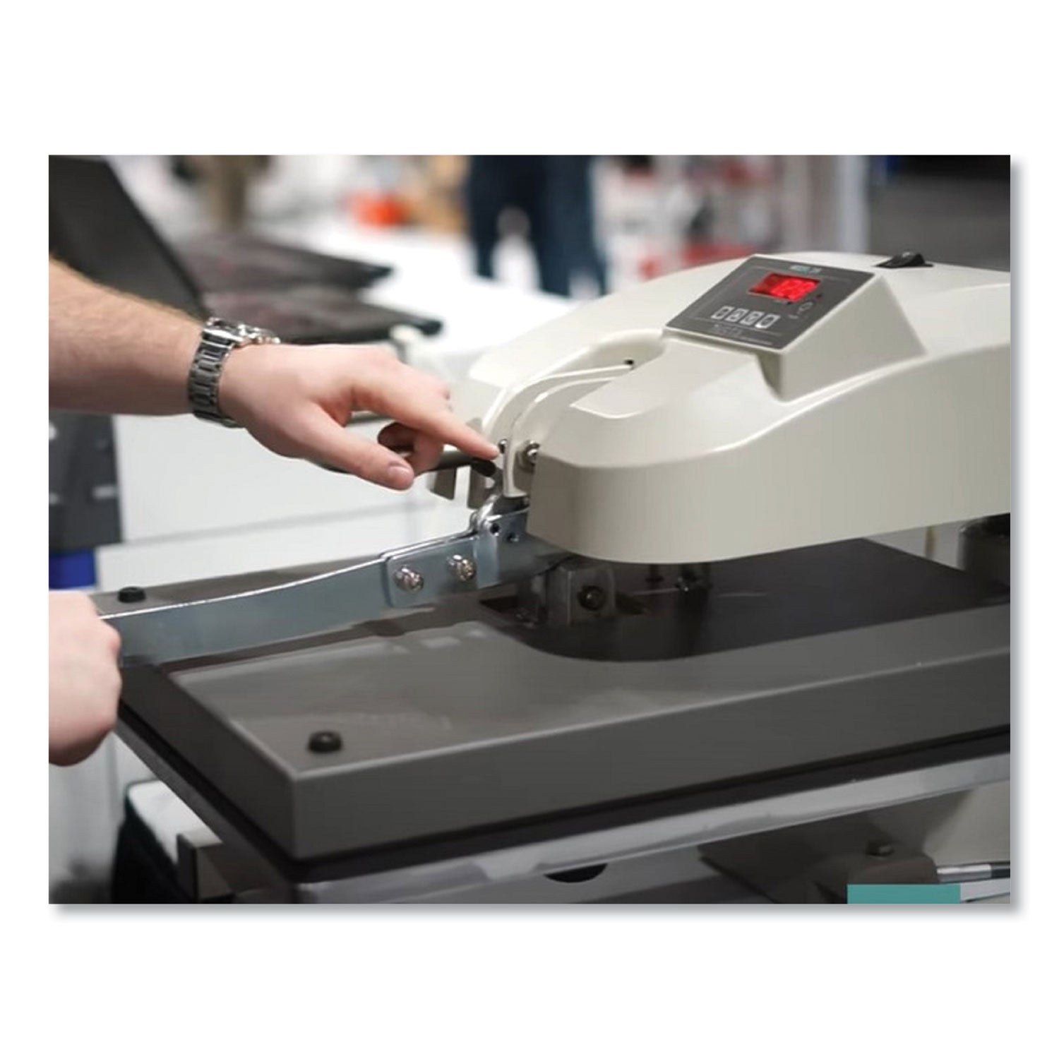 256-manual-heat-press-32-x-40-x-22-beige-black_igtms256s - 2