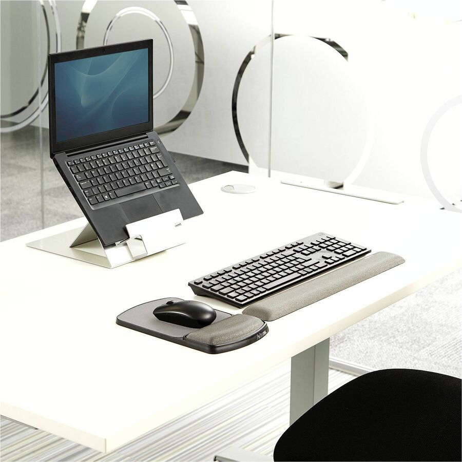 Gel Mouse Pad with Wrist Rest, 6.25 x 10.12, Graphite/Platinum