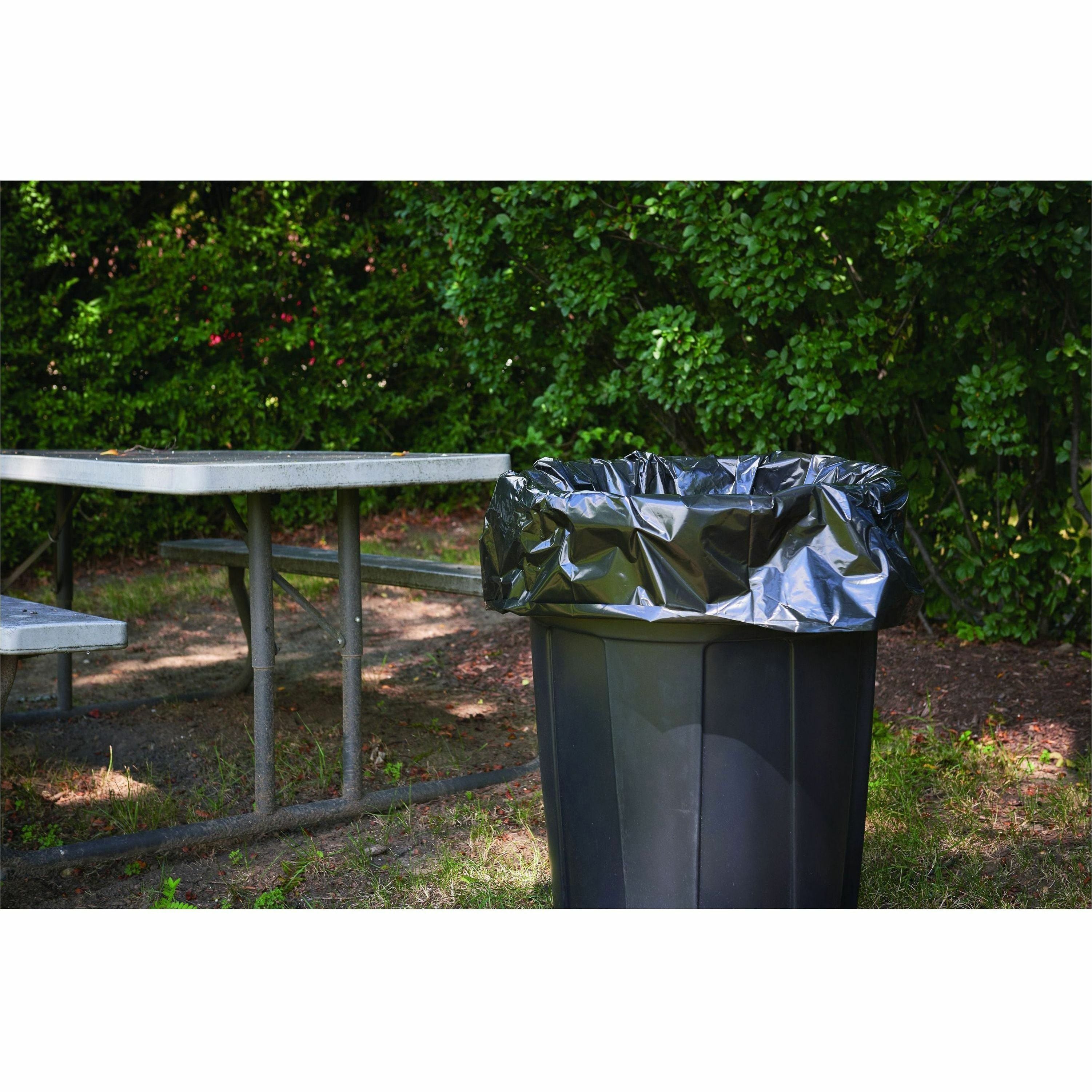 stout-insect-repellent-trash-bags-30-gal-capacity-33-width-x-40-length-2-mil-51-micron-thickness-black-polyethylene-90-box-recycled_stop3340k20 - 6