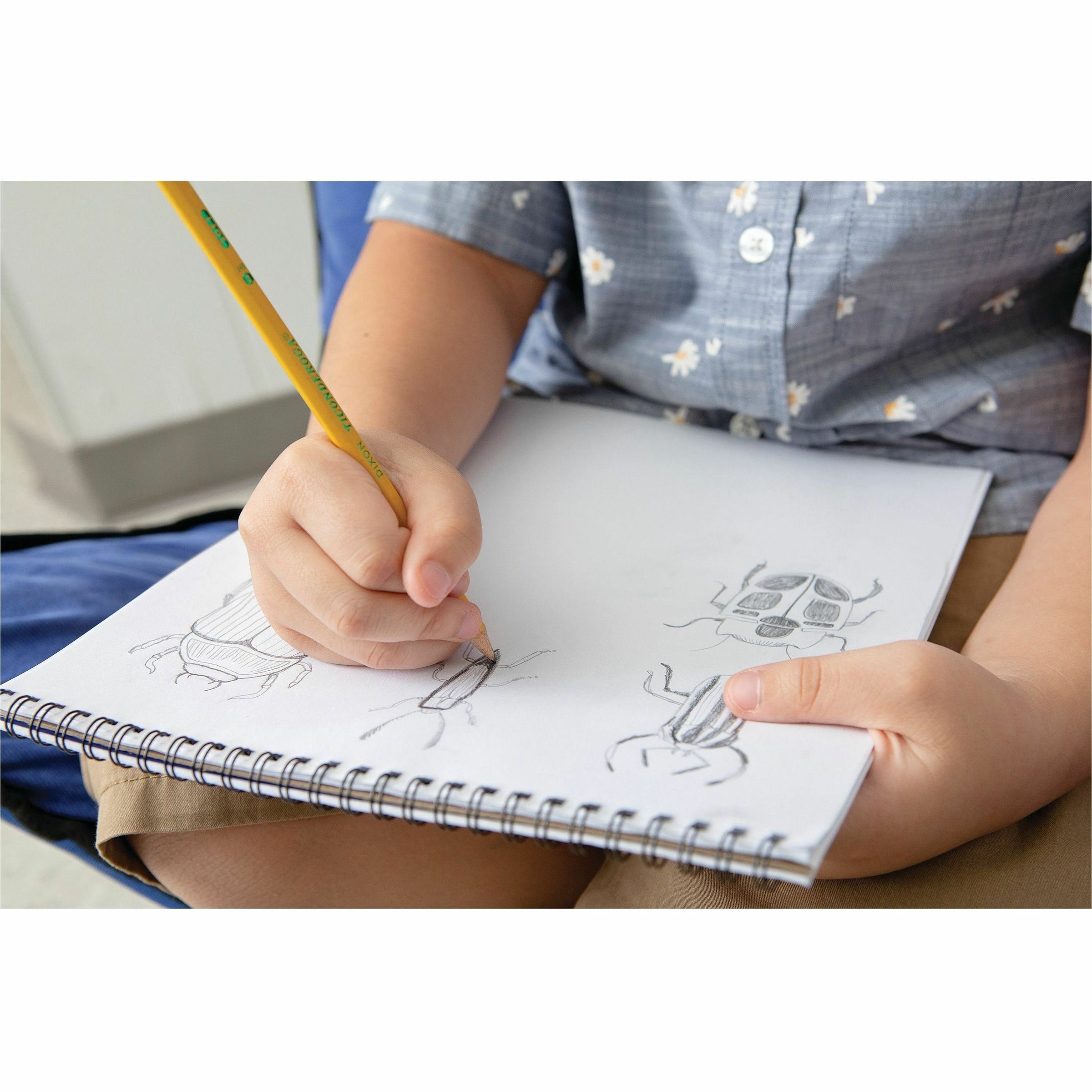 ucreate-medium-weight-acid-free-sketch-books-30-sheets-spiral-9-x-12-white-paper-acid-free-mediumweight-recycled-30-pad_pac4850 - 3