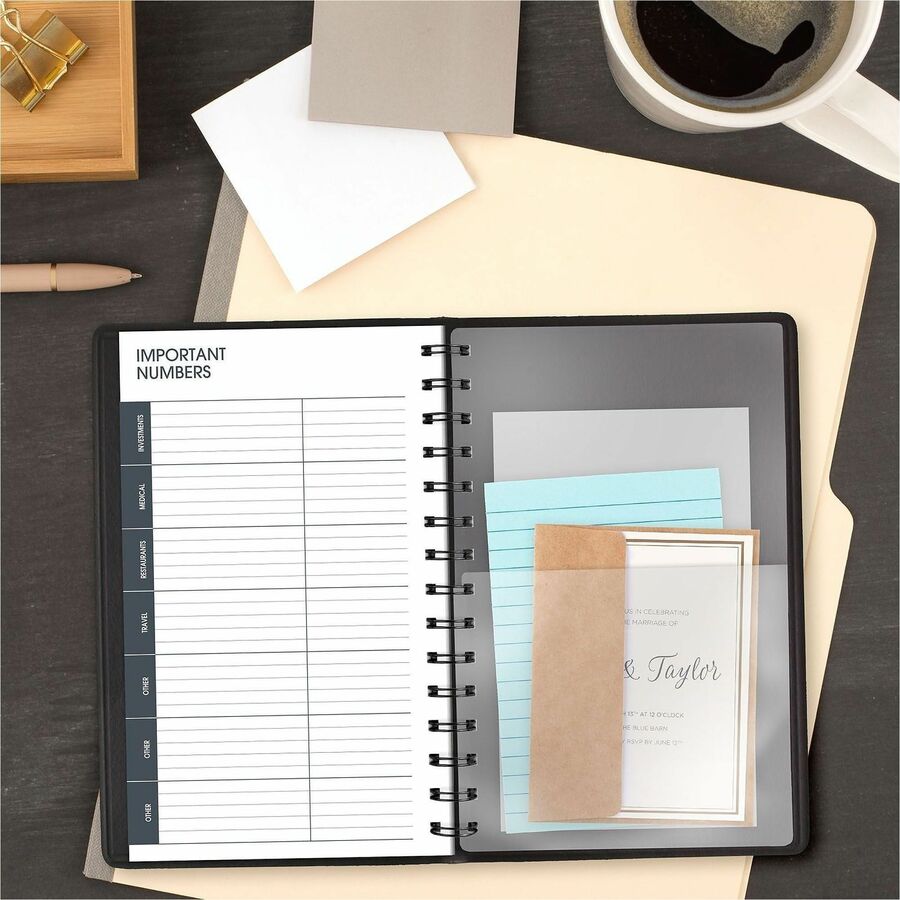 Daily Appointment Book with 15-Minute Appointments, One Day/Page: Mon to Sun, 8 x 5, Black Cover, 12-Month (Jan to Dec): 2024