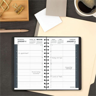 Daily Appointment Book with 15-Minute Appointments, One Day/Page: Mon to Sun, 8 x 5, Black Cover, 12-Month (Jan to Dec): 2024