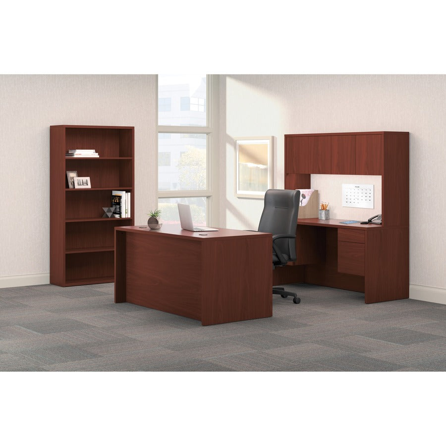 10500 Series "L" Workstation Right Pedestal Desk with 3/4 Height Pedestal, 72" x 36" x 29.5", Mahogany