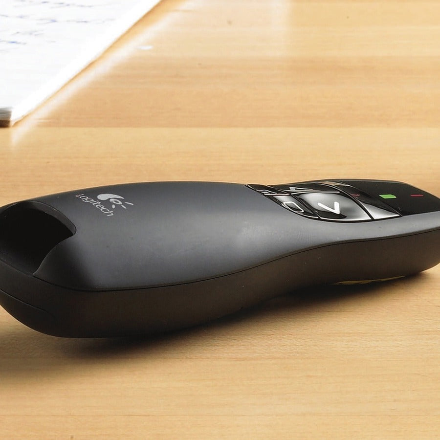 R400 Wireless Presentation Remote with Laser Pointer, Class 2, 50 ft Range, Matte Black