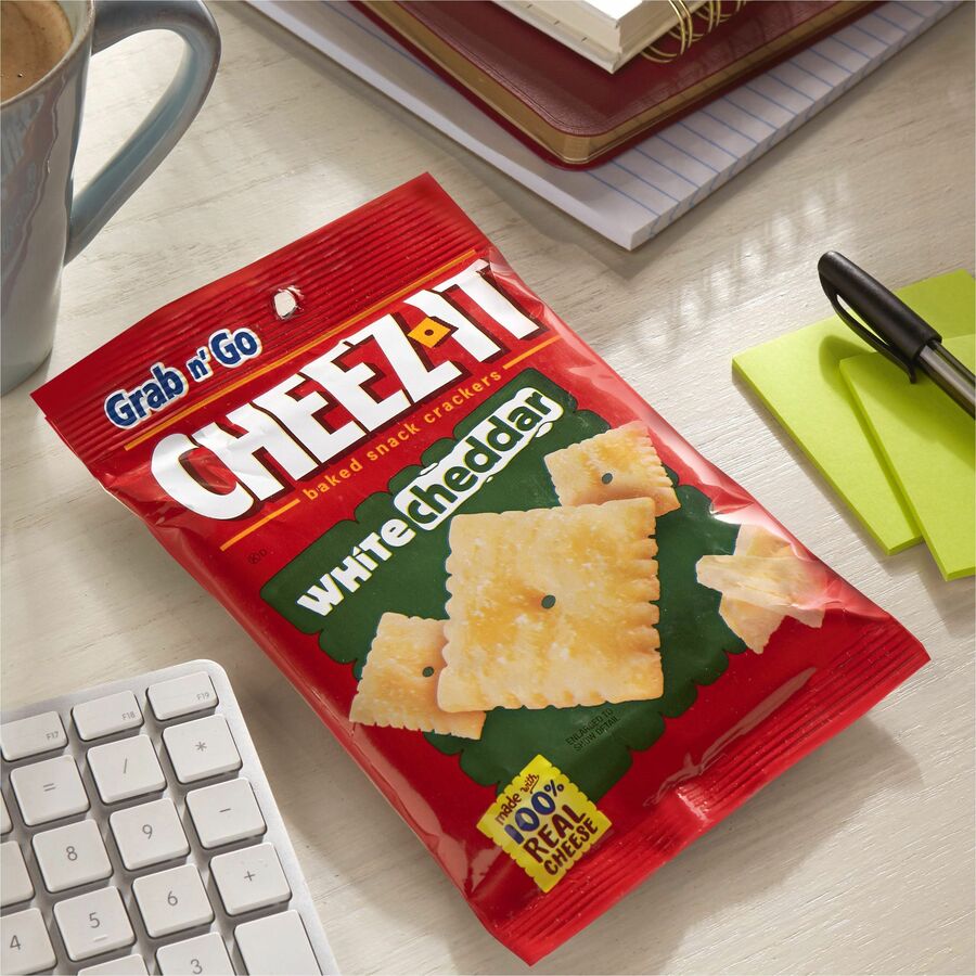 Cheez-It White Cheddar Crackers - White Cheddar - 15 oz - 6 / Box