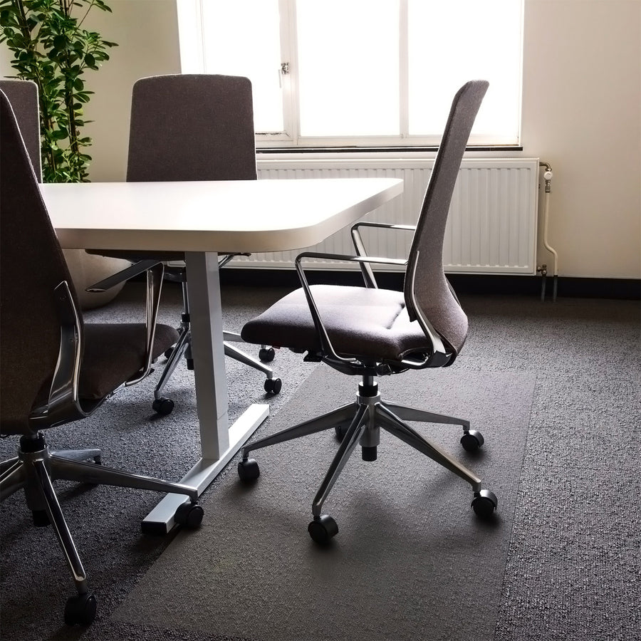 ultimat-xxl-polycarbonate-rectangular-chair-mat-for-carpets-60-x-118-clear-rectangular-polycarbonate-chair-mat-for-carpets-118-l-x-60-w-x-009-d_flr1115030023er - 3