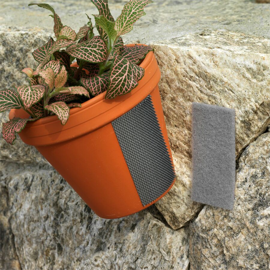 VELCRO 91841 Heavy Duty Extreme Outdoor - 4" Length x 1" Width - Weather Resistant, UV Resistant - For Indoor, Outdoor - 10 / Carton - Black