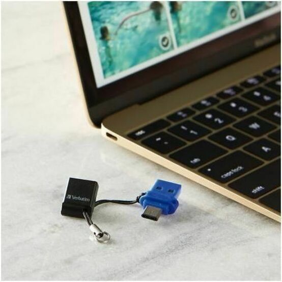 Store n' Go Dual USB 3.0 Flash Drive for USB-C Devices, 32 GB, Blue