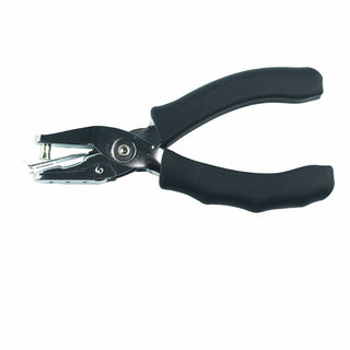 Business Source Handheld 6mm Slot Hole Punch - 1 Punch Head(s) - 6 Sheet - 15/64" Punch Size - Round Shape - Metal - Silver, Black