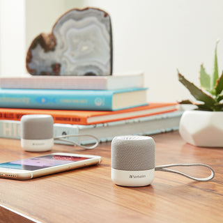 verbatim-portable-bluetooth-speaker-system-white-100-hz-to-20-khz-truewireless-stereo-battery-rechargeable-1-pack_ver70232 - 3
