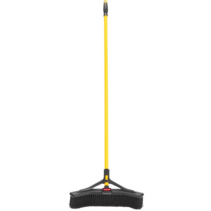 Rubbermaid Commercial Maximizer Push-To-Center 18" Brooms - Polypropylene Bristle - 58.1" Overall Length - Steel Handle - 6 / Carton