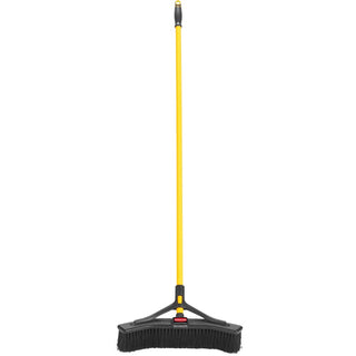 Rubbermaid Commercial Maximizer Push-To-Center 18" Brooms - Polypropylene Bristle - 58.1" Overall Length - Steel Handle - 6 / Carton
