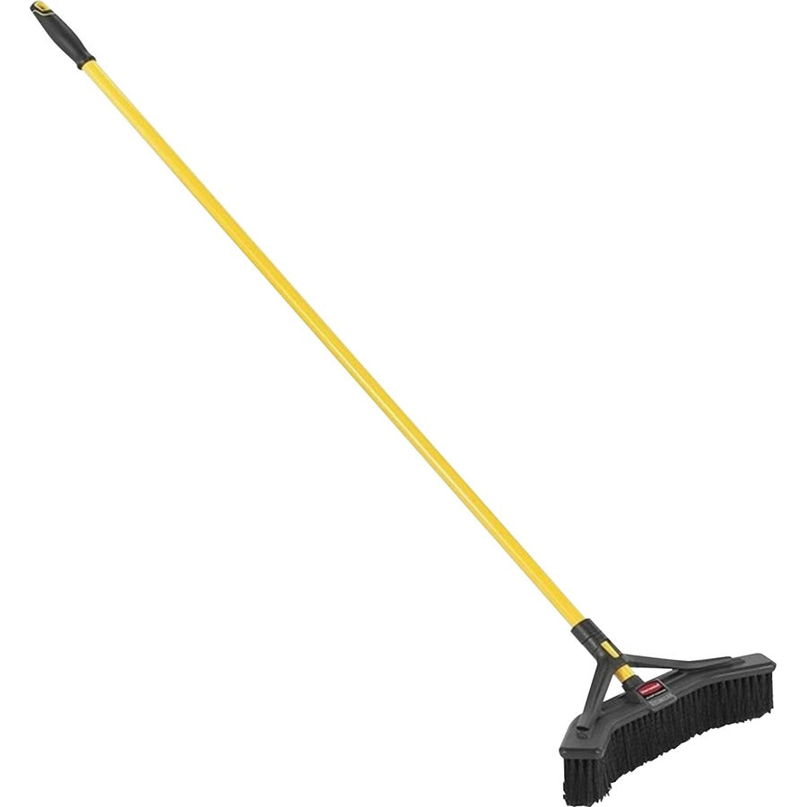 Rubbermaid Commercial Maximizer Push-To-Center 18" Brooms - Polypropylene Bristle - 58.1" Overall Length - Steel Handle - 6 / Carton