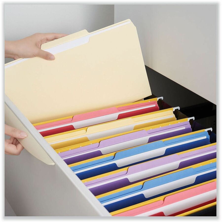 Top Tab File Folders, 1/3-Cut Tabs: Center Position, Letter Size, 0.75" Expansion, Manila, 100/Box