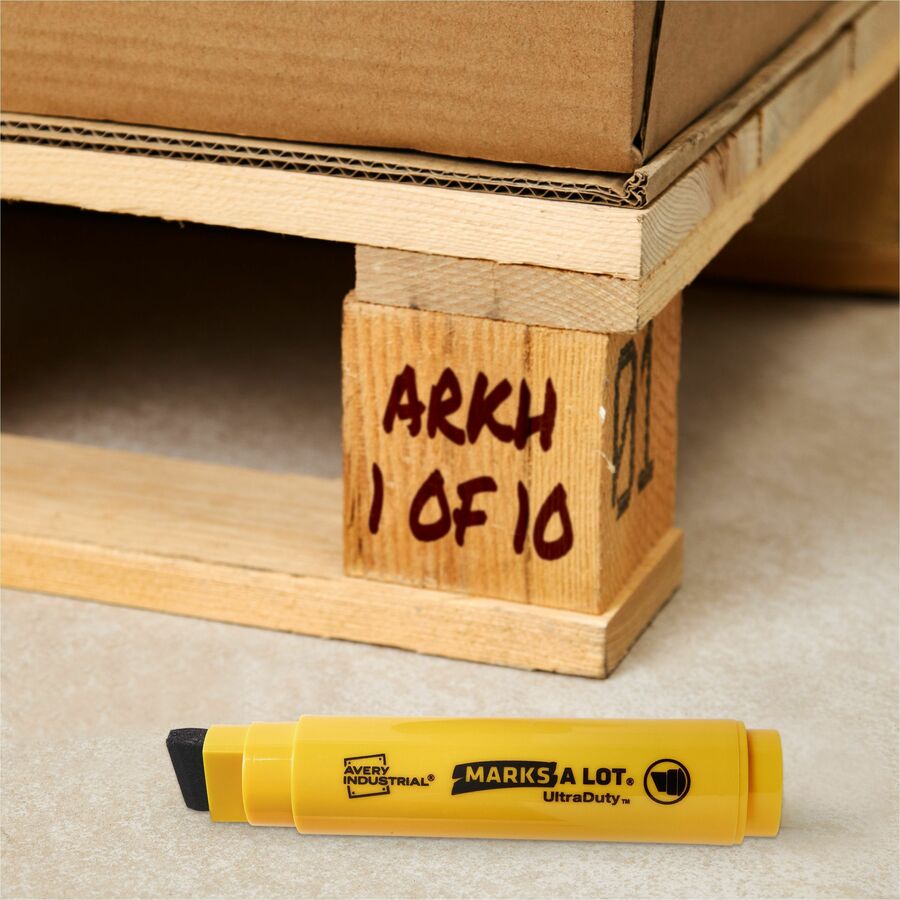 Avery UltraDuty Markers, XL Wide Tip, 12 Black Markers (29866) - Narrow, Bold Marker Point - 18 mm Marker Point Size - Chisel Marker Point Style - Black - Polyester Tip - 1