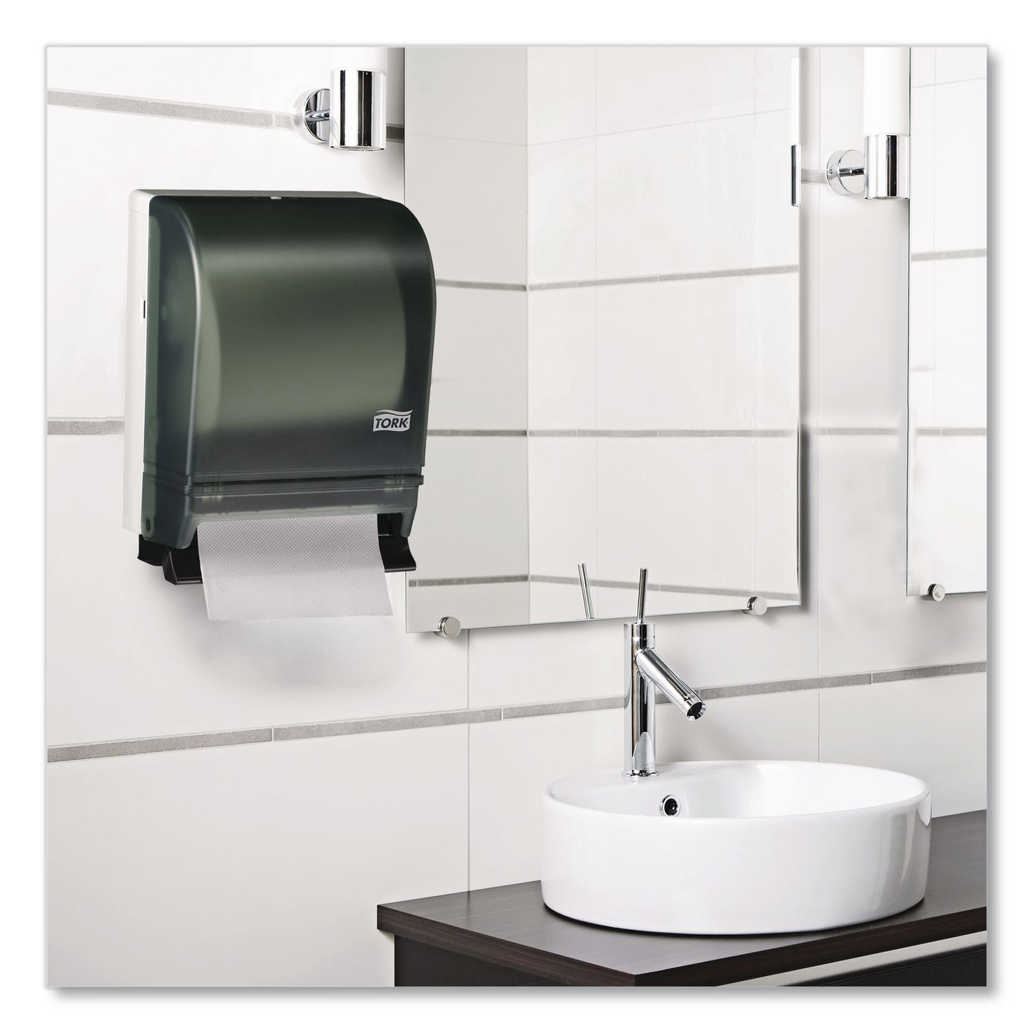 Universal High Capacity Bath Tissue w/OptiCore, Septic Safe, 2-Ply, White, 2,000/Roll, 12/Carton