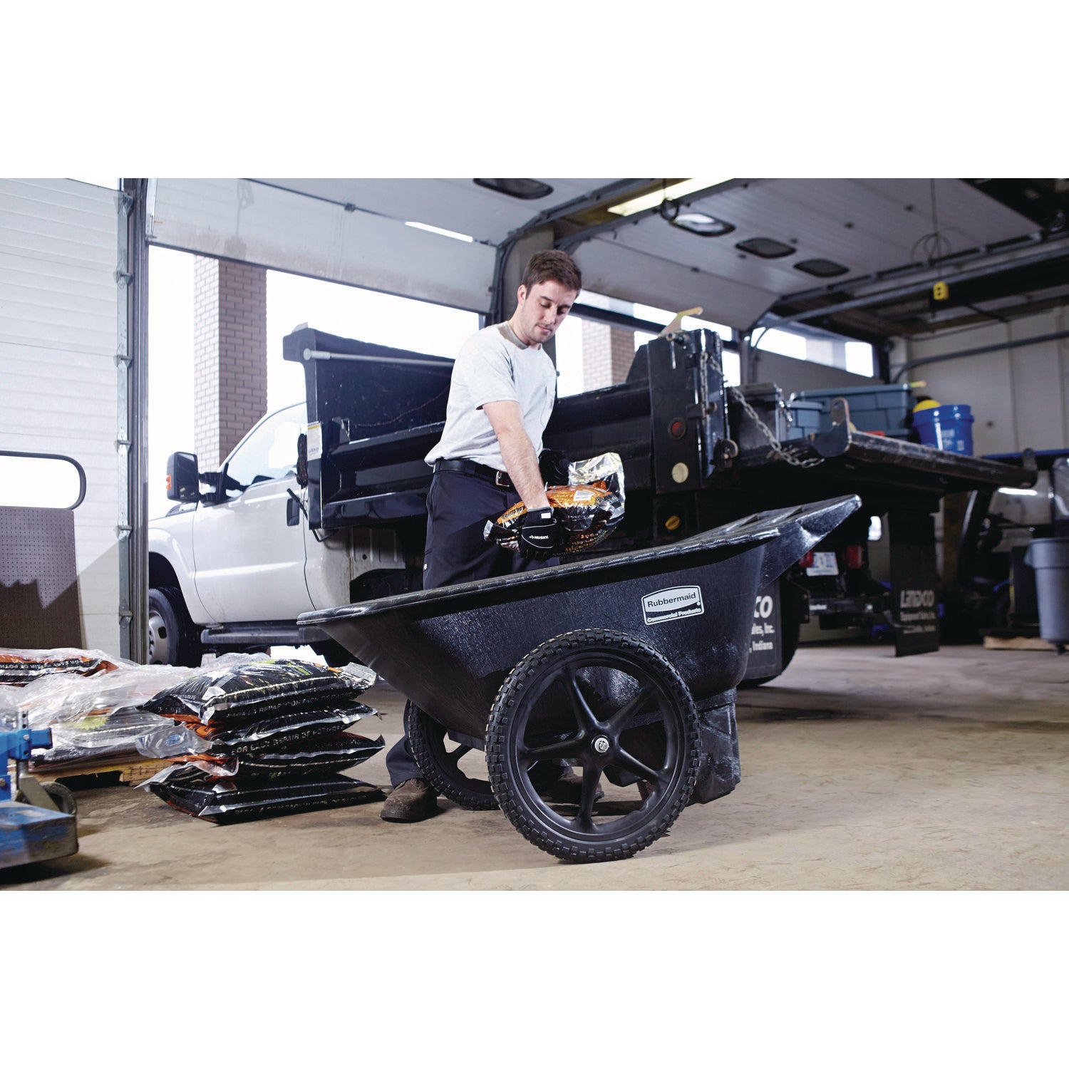 Big Wheel Agriculture Cart, 300-lb Cap, 32-3/4 x 58 x 28-1/4, Black
