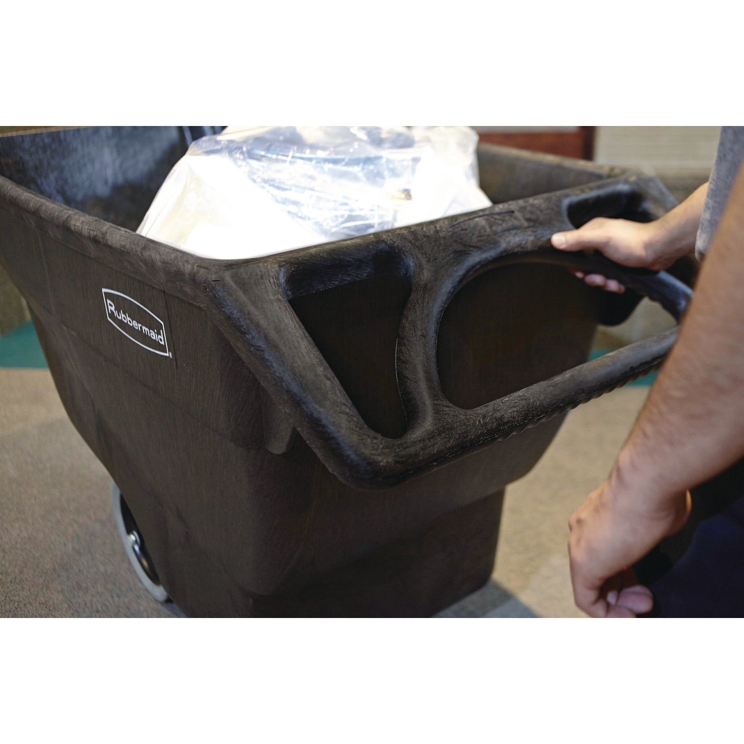 Structural Foam Tilt Truck, 151 gal, 1,000 lb Capacity, Plastic, Black