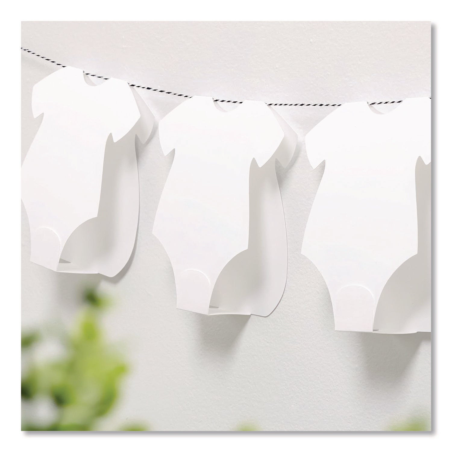 Color Cardstock, 65 lb Cover Weight, 8.5 x 14, Bright White, 125/Pack