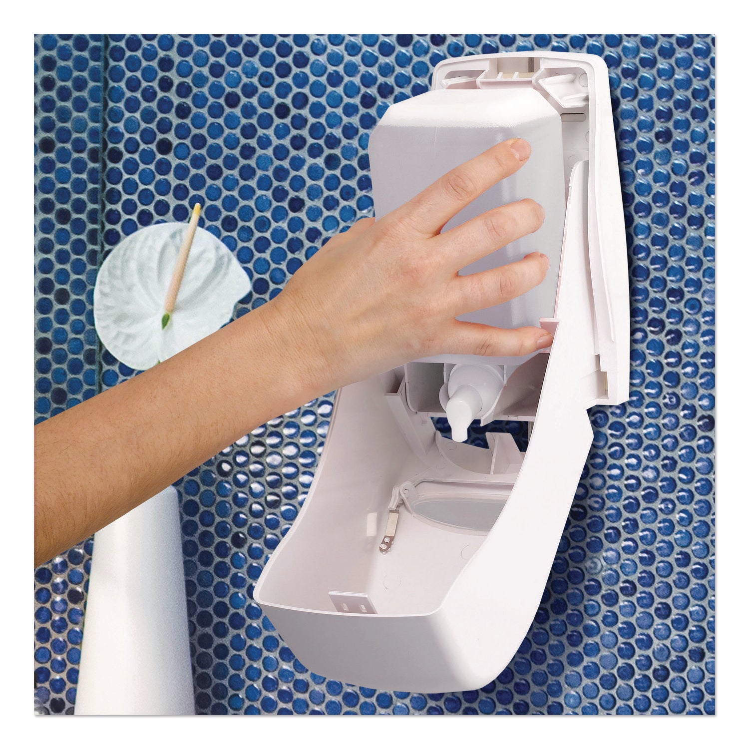 Moisturizing Hand and Body Lotion, 1 L Bottle. Fresh Scent