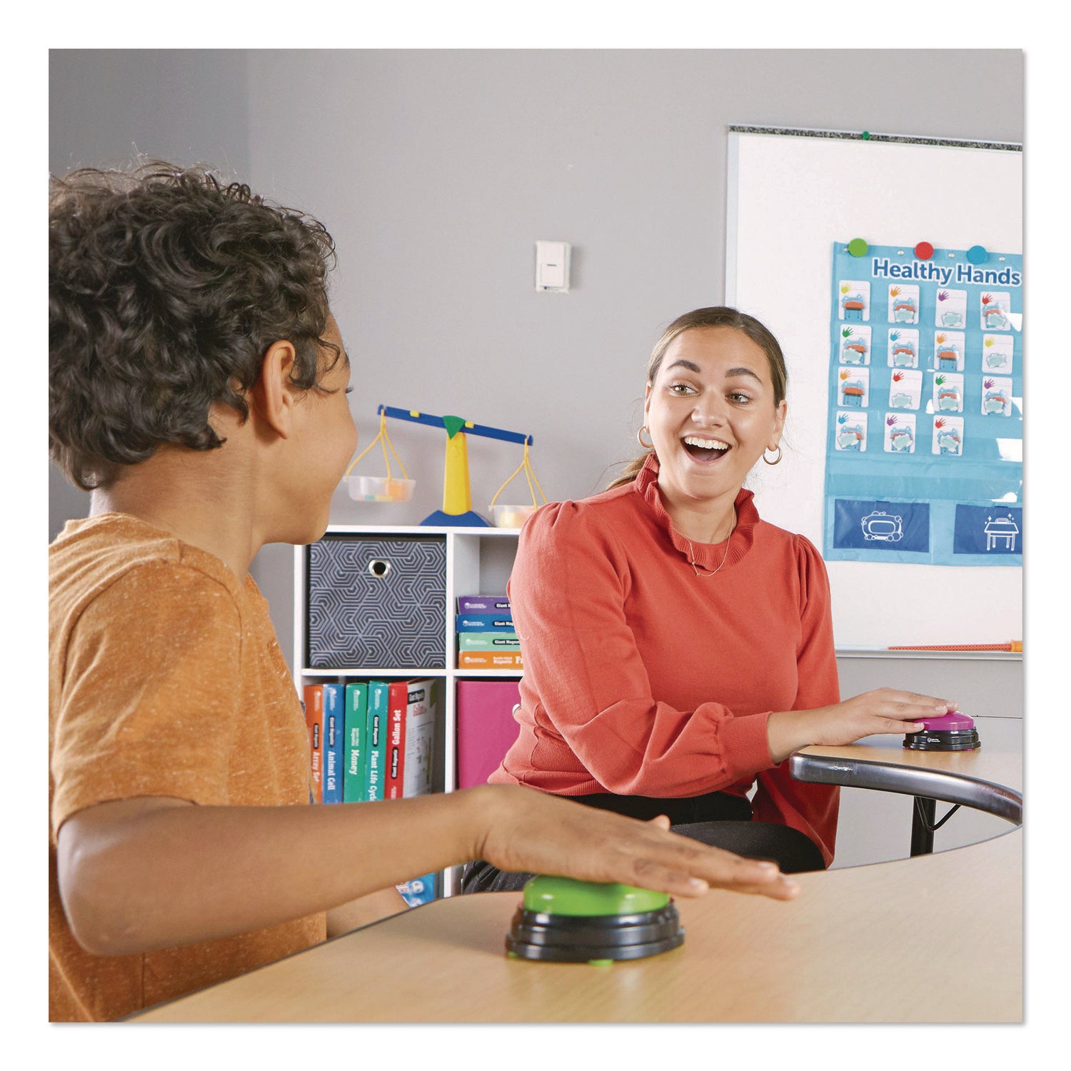 Learning Resources Answer Buzzers Set - Theme/Subject: Learning - Skill Learning: Game - 3+ - 4 / Pack