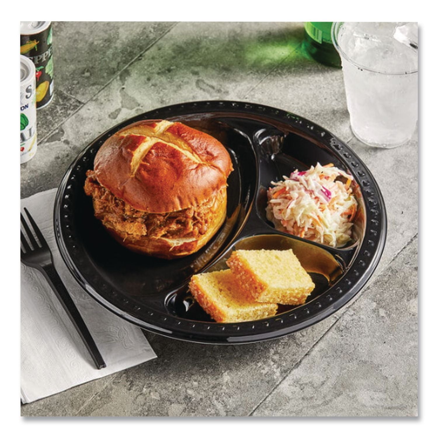 Heavyweight Plastic 3-Compartment Plates, 10.25" dia, Black, 125/Pack 4 Packs/Carton