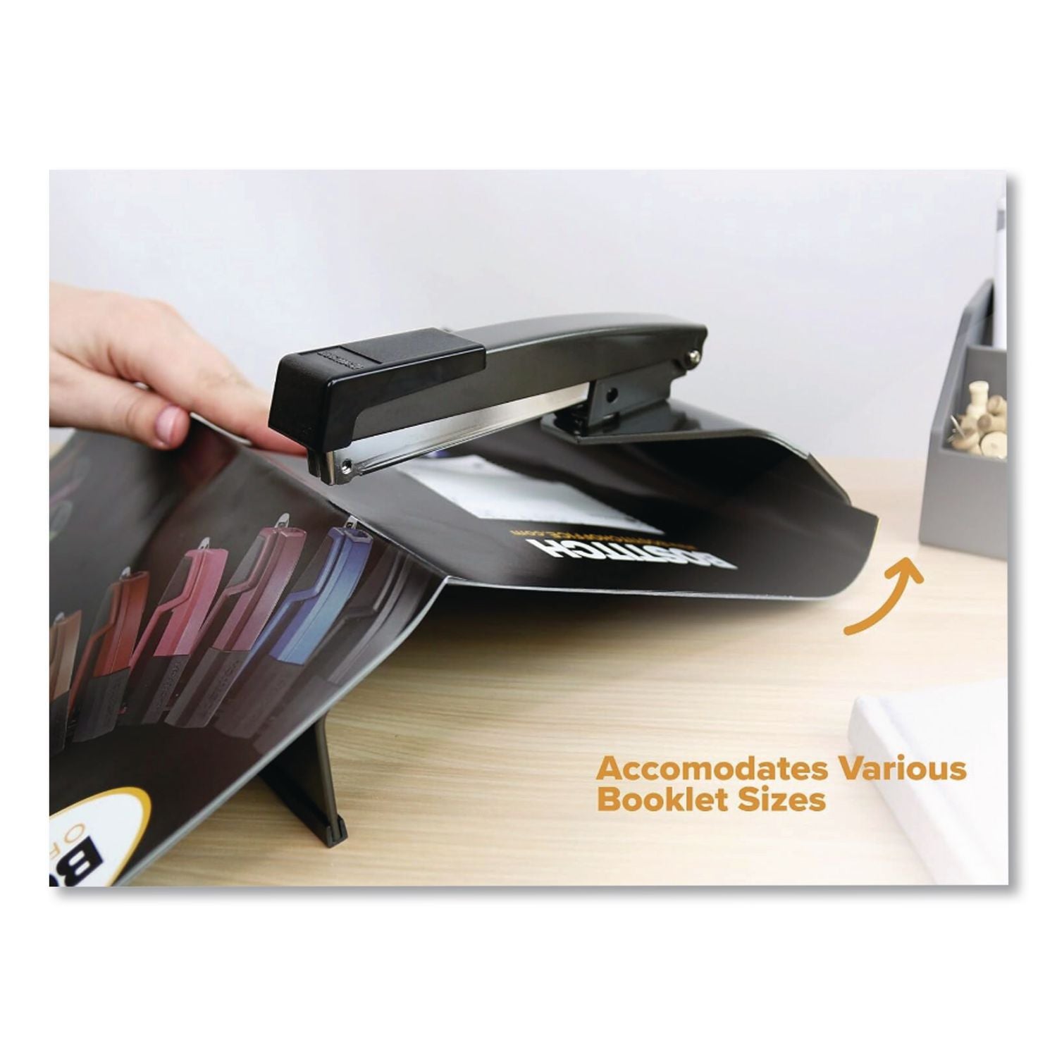 Bostitch Booklet Stapler - 20 of 16lb Paper Sheets Capacity - 210 Staple Capacity - Full Strip - 1/4" Staple Size - 1 Each - Black