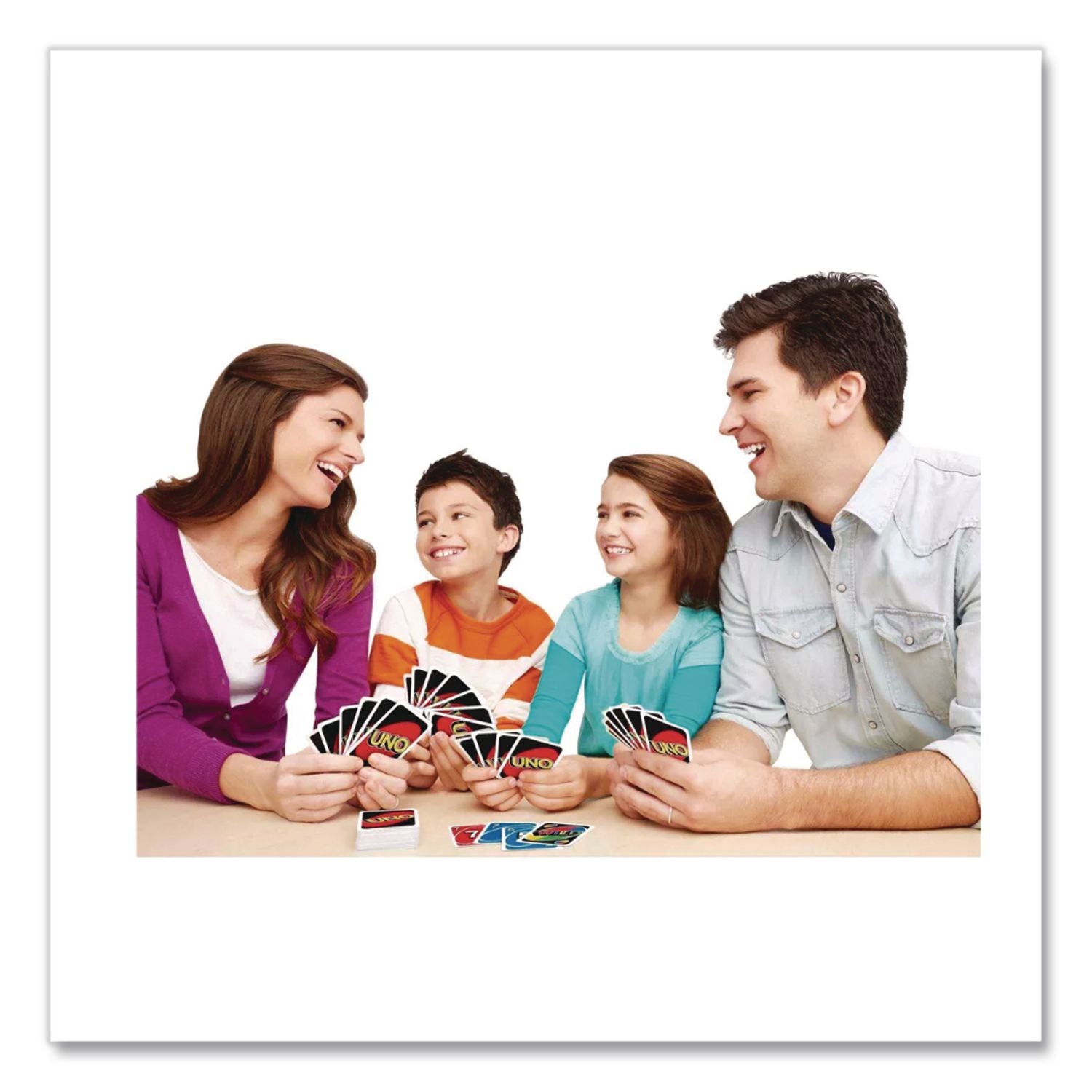 Mattel UNO Card Game - Classic Card Game - Great Group Game - Fast Fun for Everyone!
