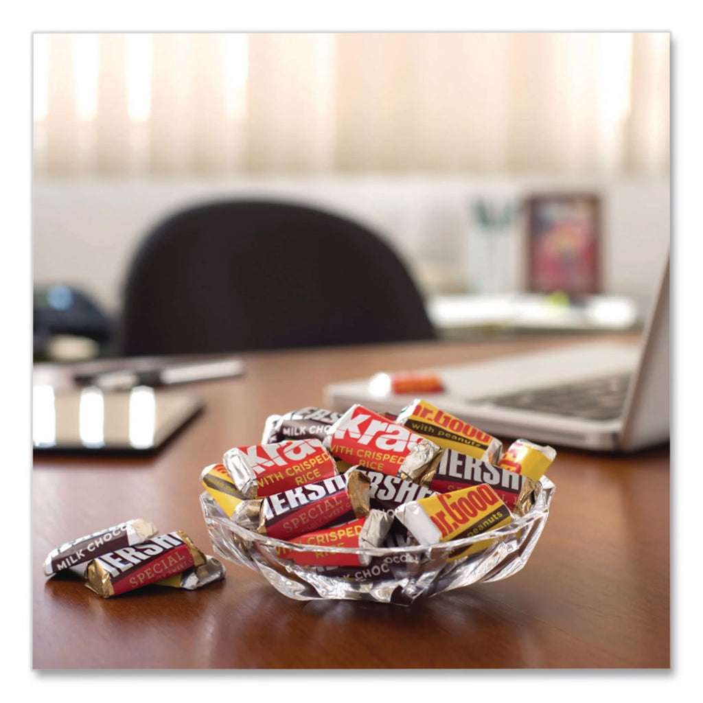 Miniatures Variety Party Pack, Assorted Chocolates, 35.9 oz Bag, Ships in 1-3 Business Days