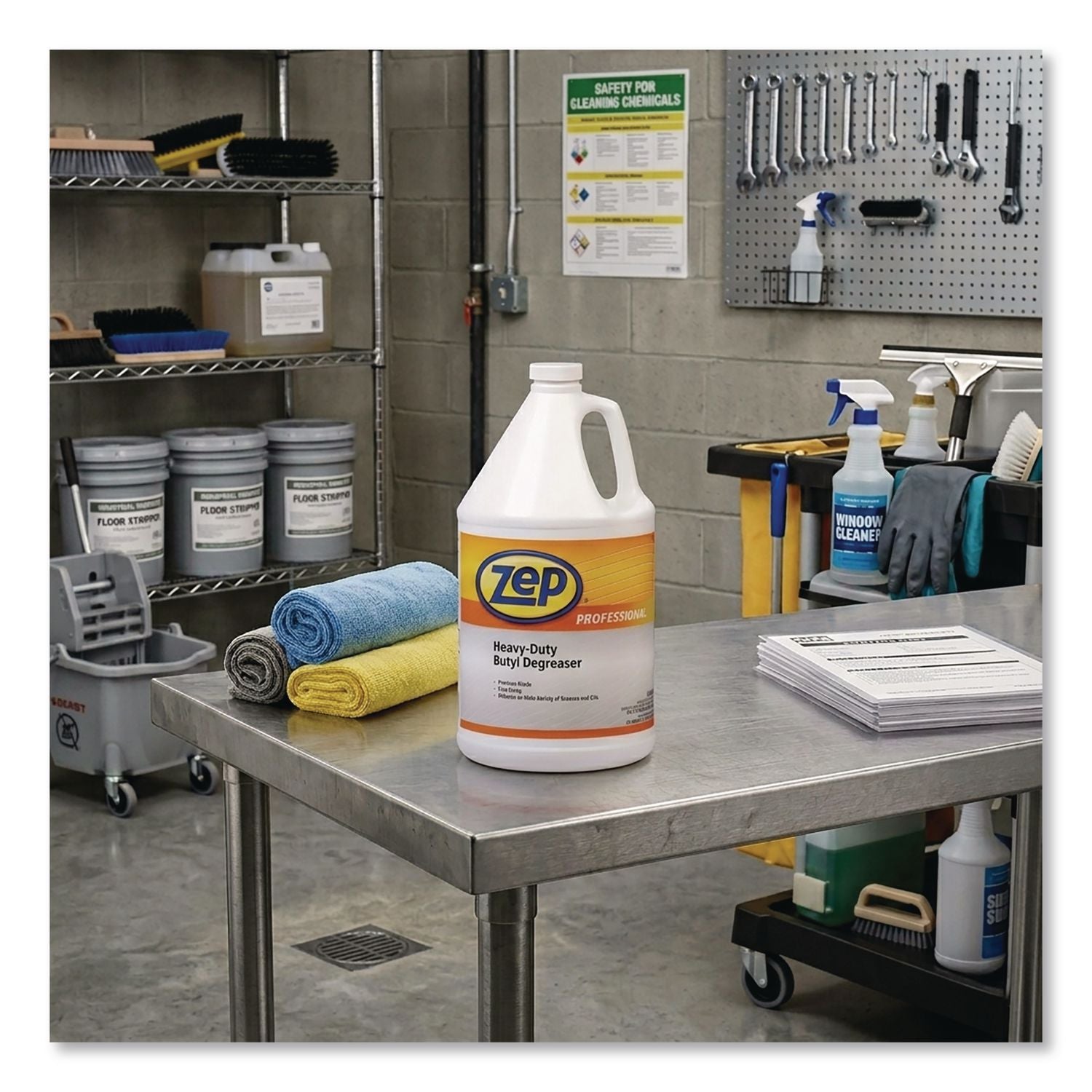 Heavy-Duty Butyl Degreaser, 1 gal Bottle