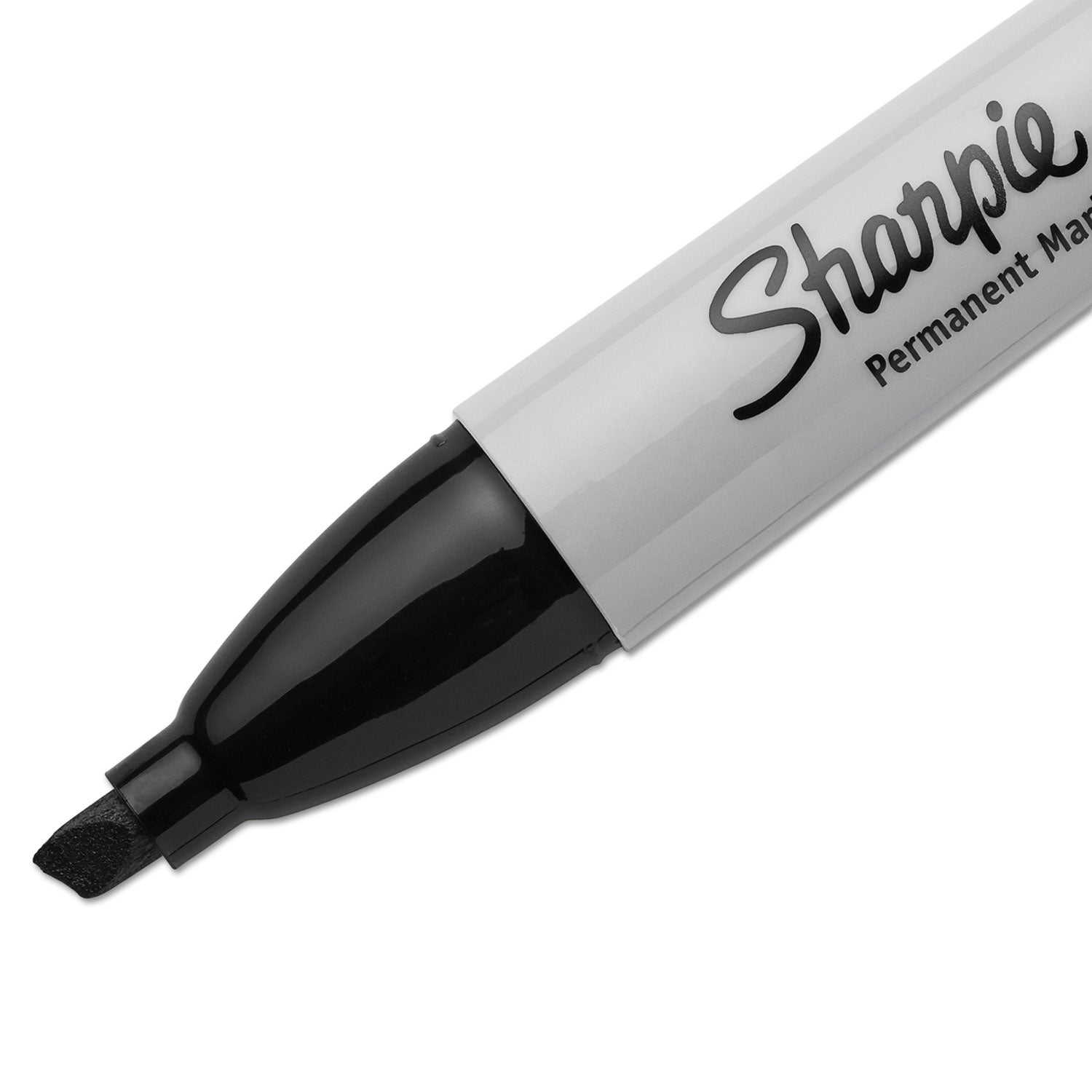 Chisel Tip Permanent Marker, Medium Chisel Tip, Black, 4/Pack