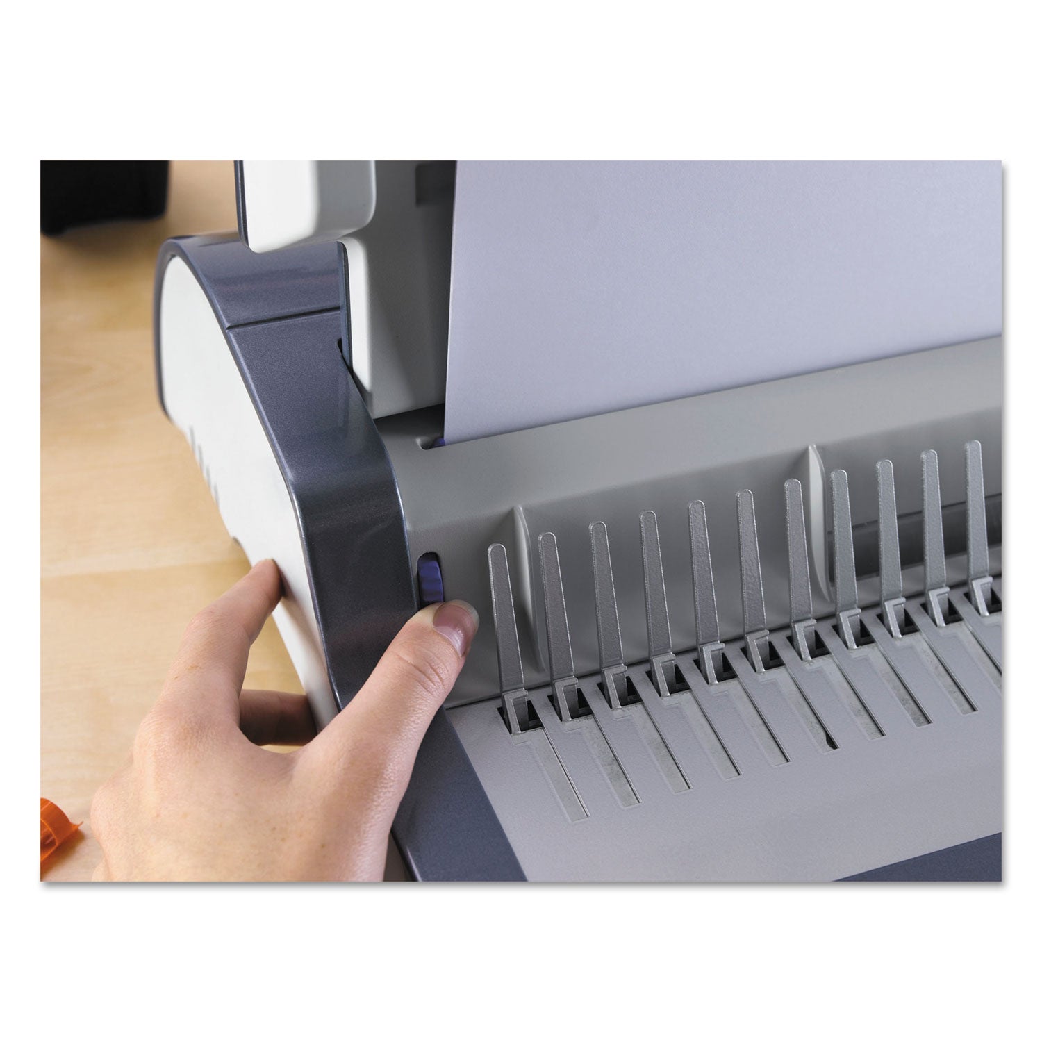 Quasar 500 Manual Comb Binding System, 500 Sheets, 18.13 x 15.38 x 5.13, Metallic Gray - 