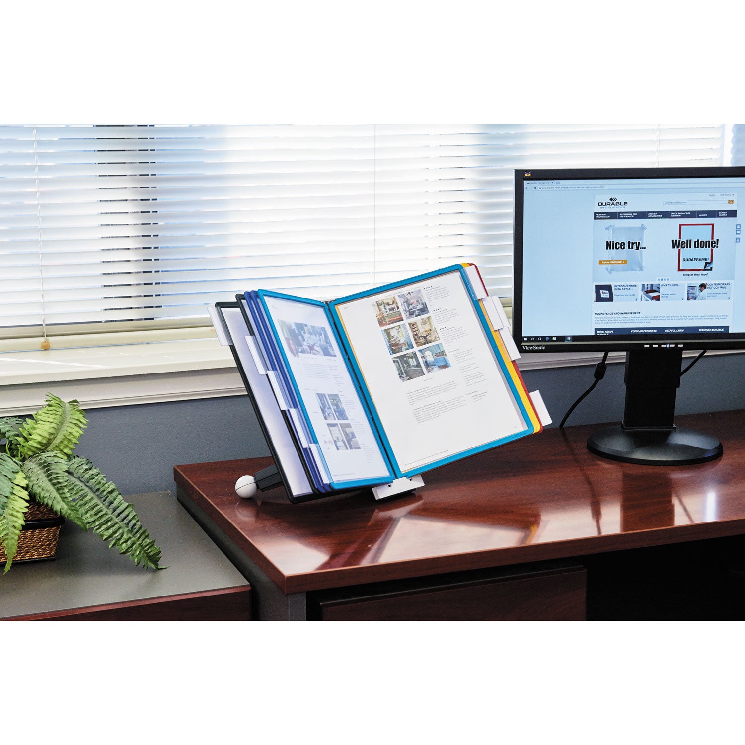SHERPA Desk Reference System, 10 Panels, 10 x 5.63 x 13.88, Assorted Borders - 